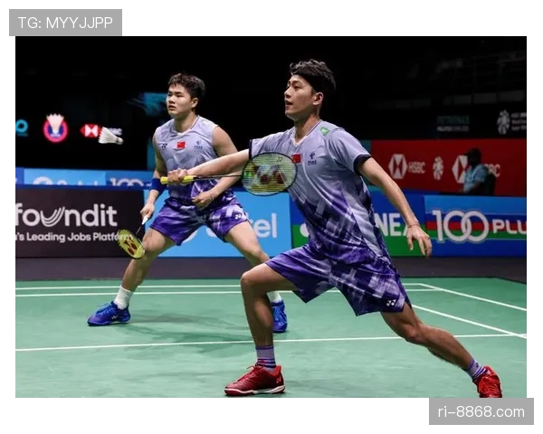 梁伟铿训练完直接去提了辆大G？