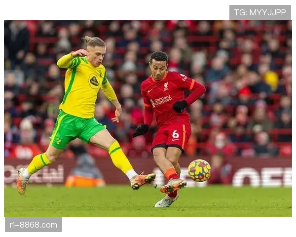 克里斯·韦伯通过内线单打提升进攻效率领先同位置对手