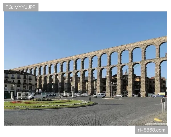 塞维利亚财政危机影响持续显现，对球队赛季表现与竞争格局形成制约