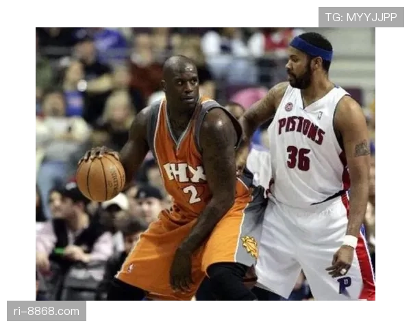 本·华莱士防守专注拉开内线差距 助活塞防守体系升级